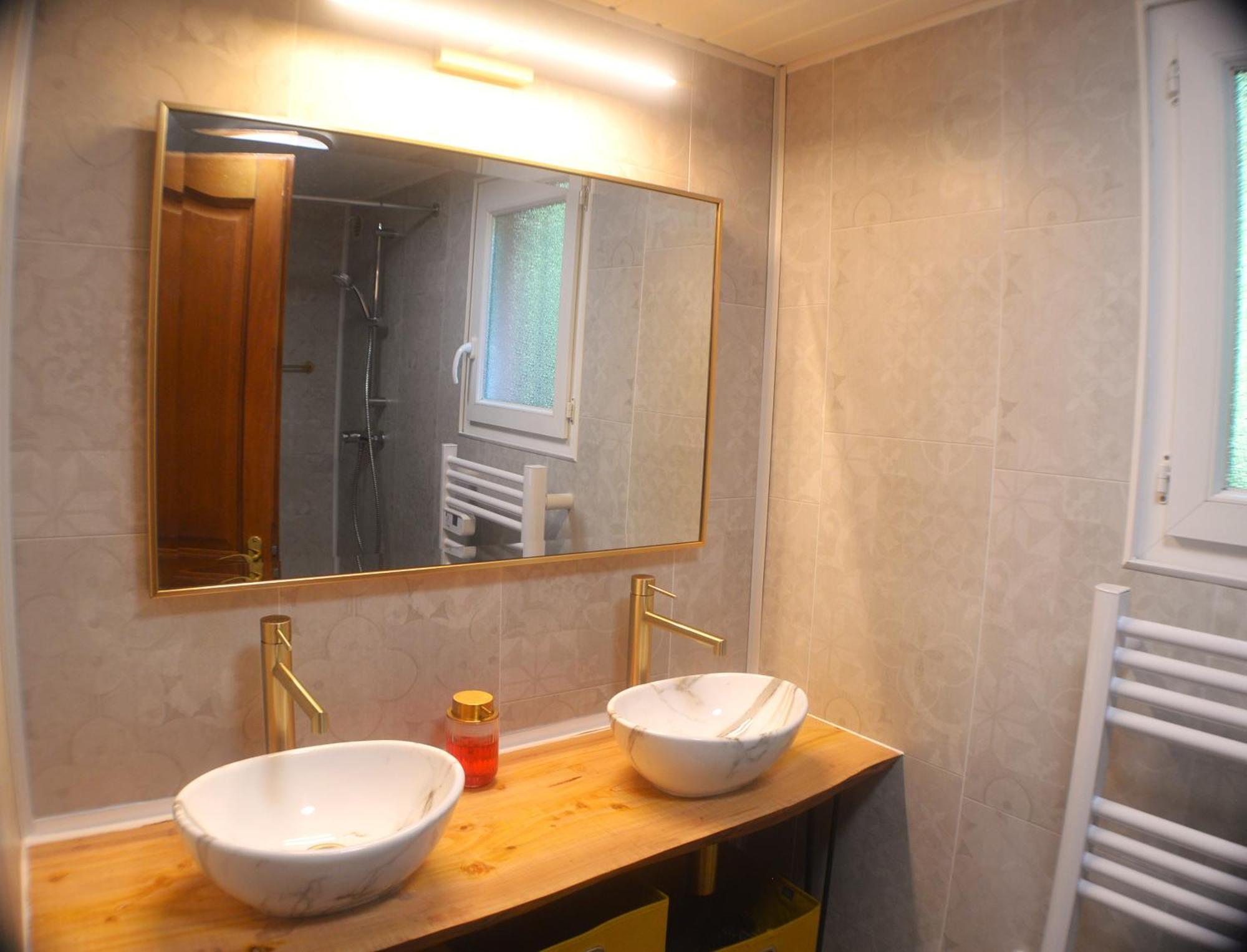 La Rose Des Vents & Spa - Gite La Parenthese Neoules Exterior photo